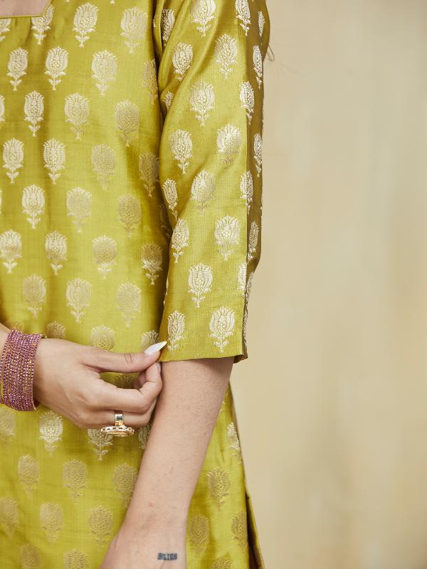 Emerald Yellow