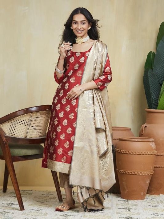 EOSS Creamy Maroon Stitched Suit