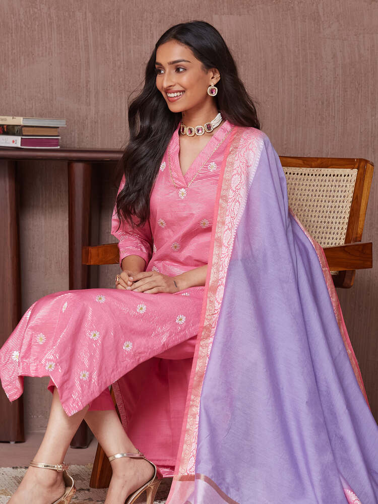 Jouri Unstitched Suit Set