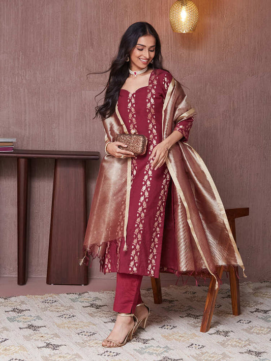 EOSS Noora Stitched Suit