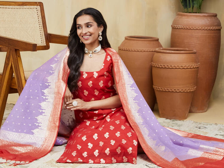 EOSS Sanai Stitched Suit