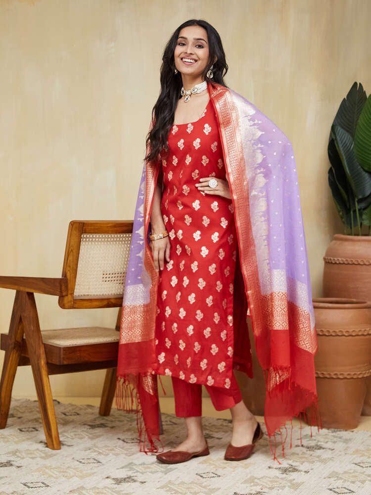 EOSS Sanai Stitched Suit