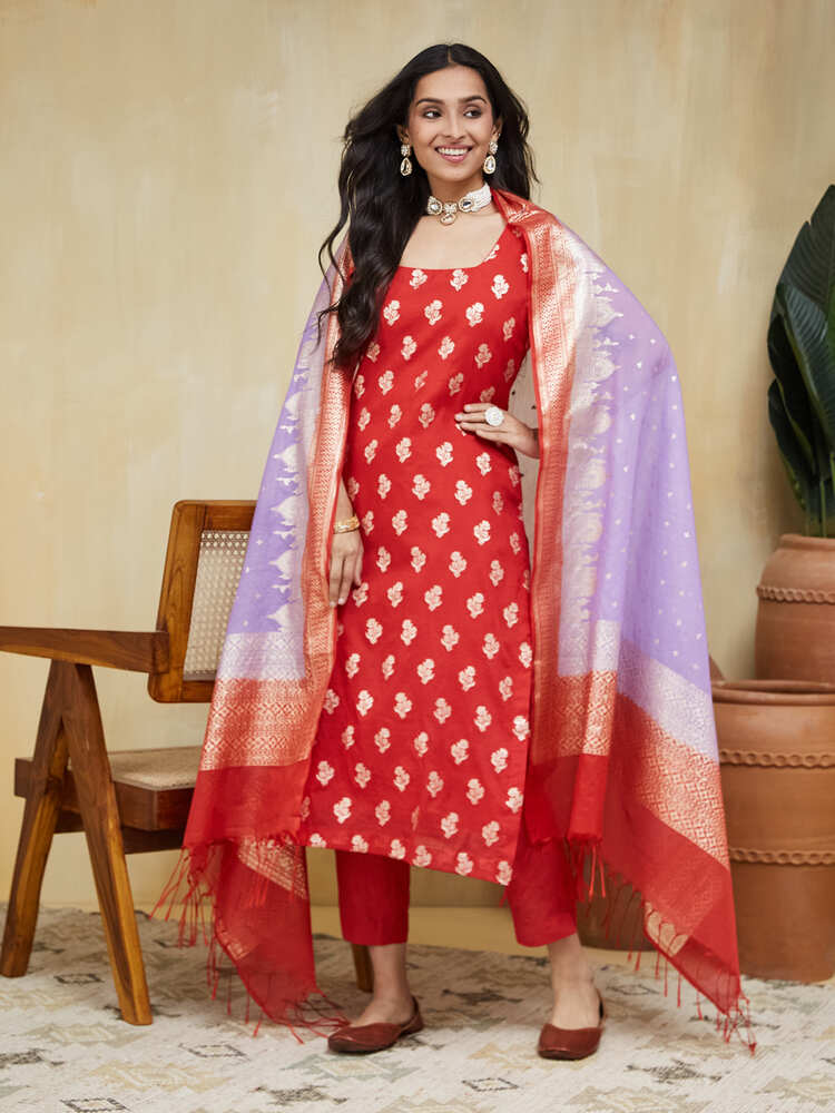 EOSS Sanai Stitched Suit