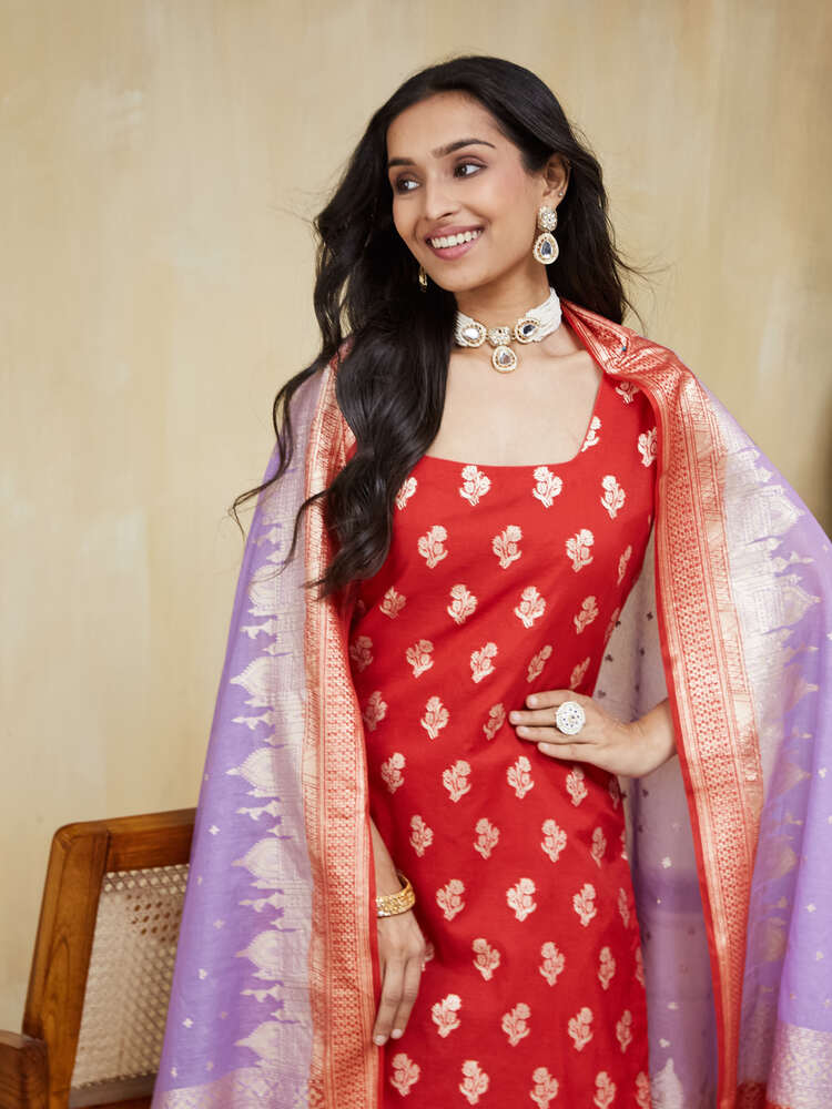 EOSS Sanai Stitched Suit