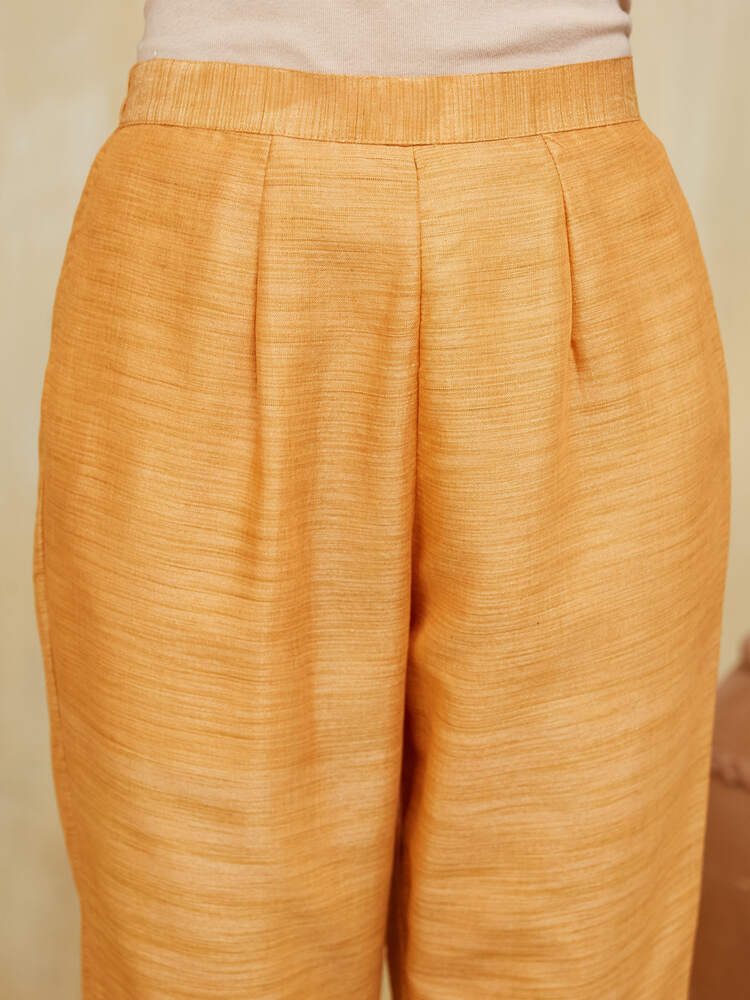 नाज़