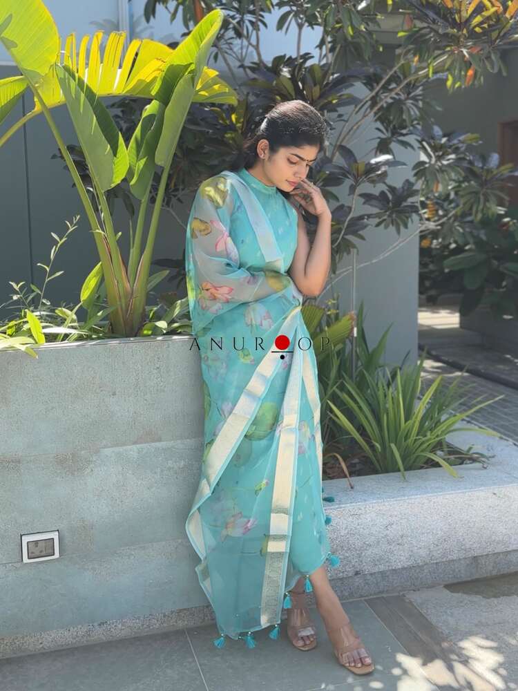 Blooming Blue