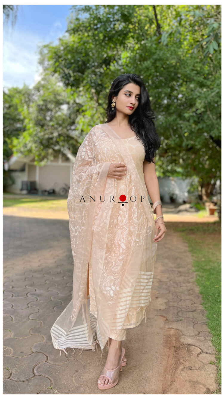 सोहन बेस्ट सेलर सूट