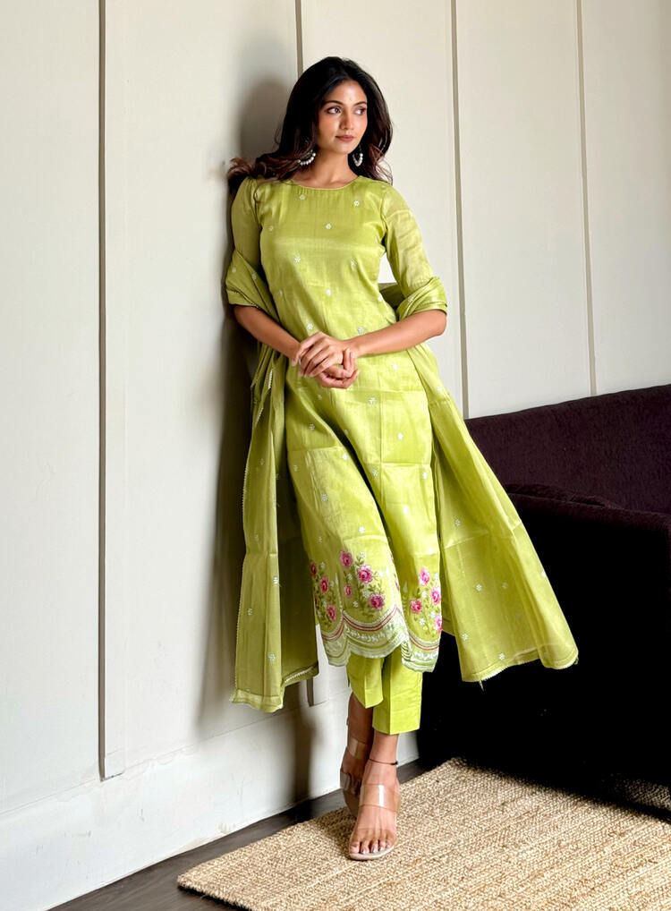EOSS Euphoria Stitched Suit