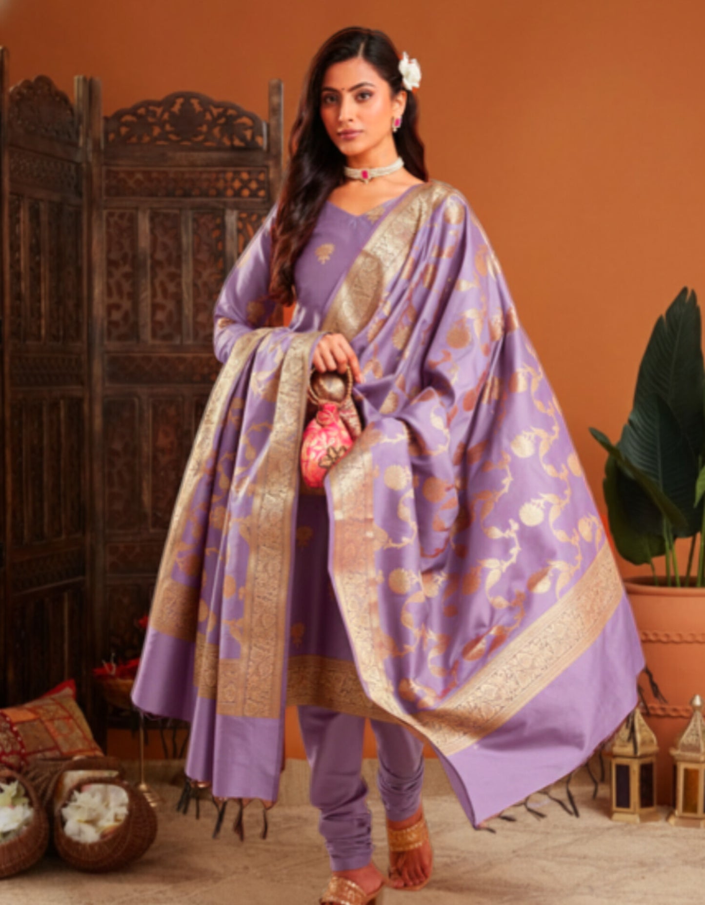 Sonu Banarsi Silk Unstitched Suit