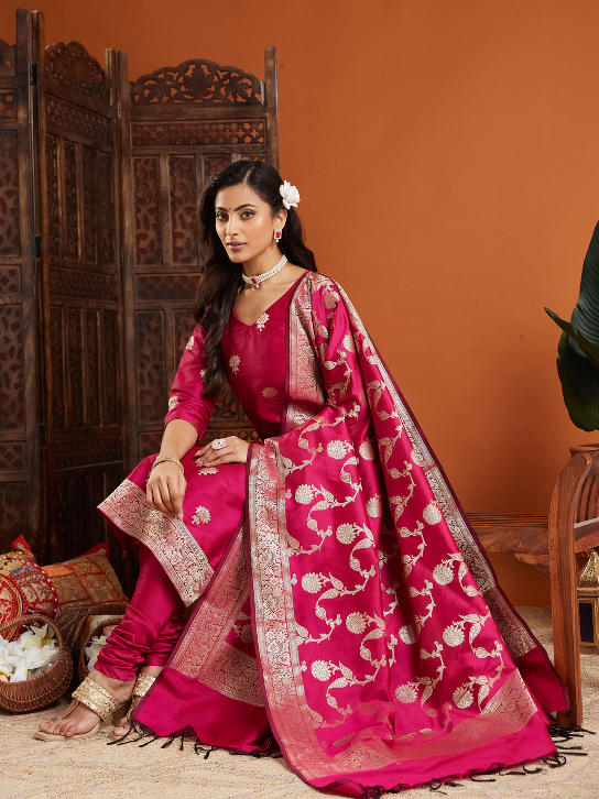 डायन्थस बेस्ट सेलर सूट