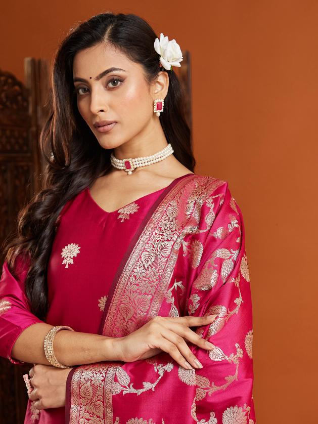 डायन्थस बेस्ट सेलर सूट