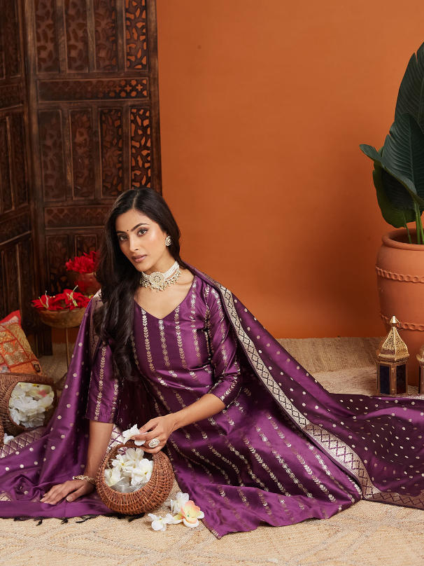 Tanirika Banarsi Silk Suit Set