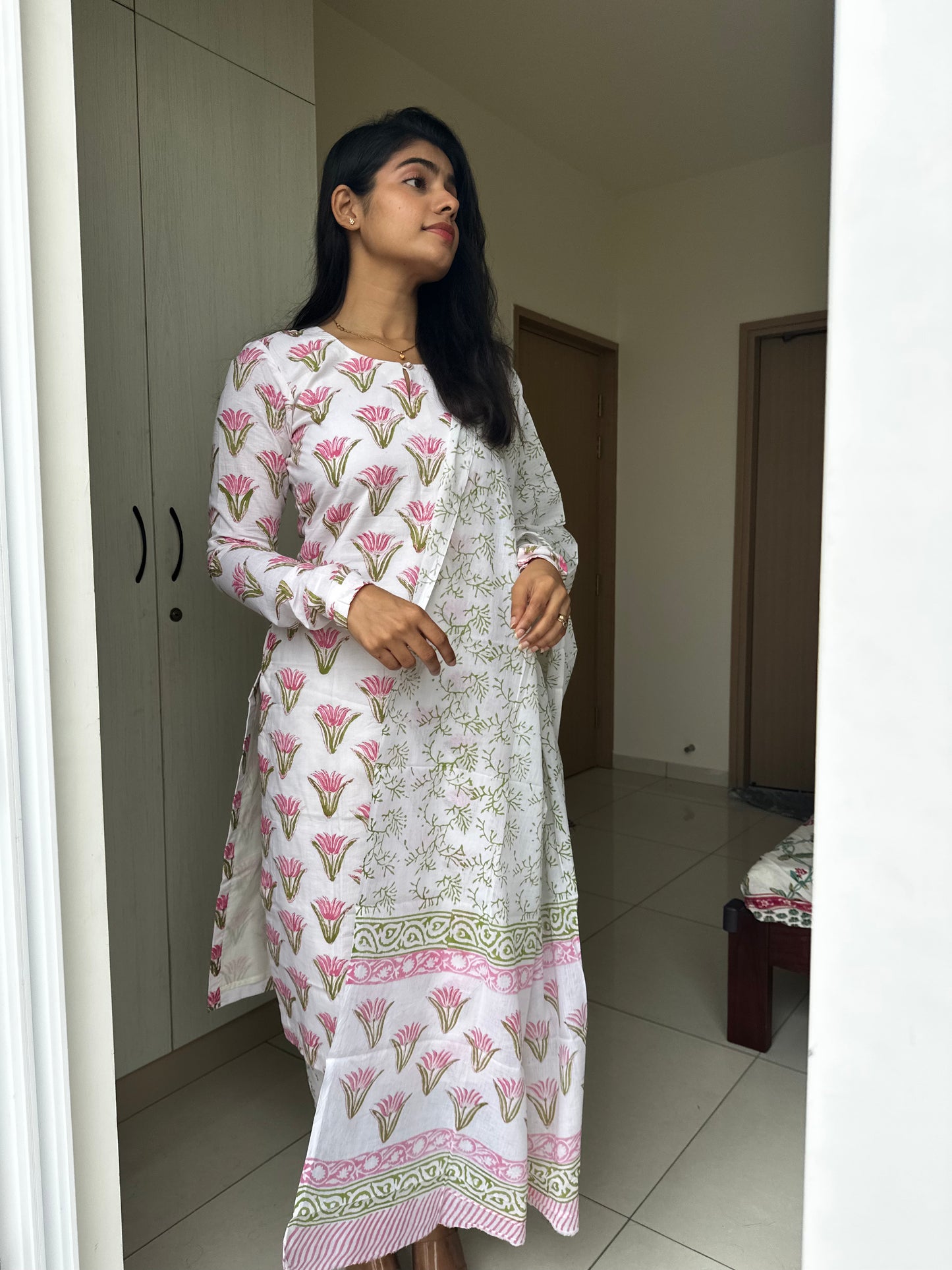 Sunaira Block Printed Cotton Suit Sset