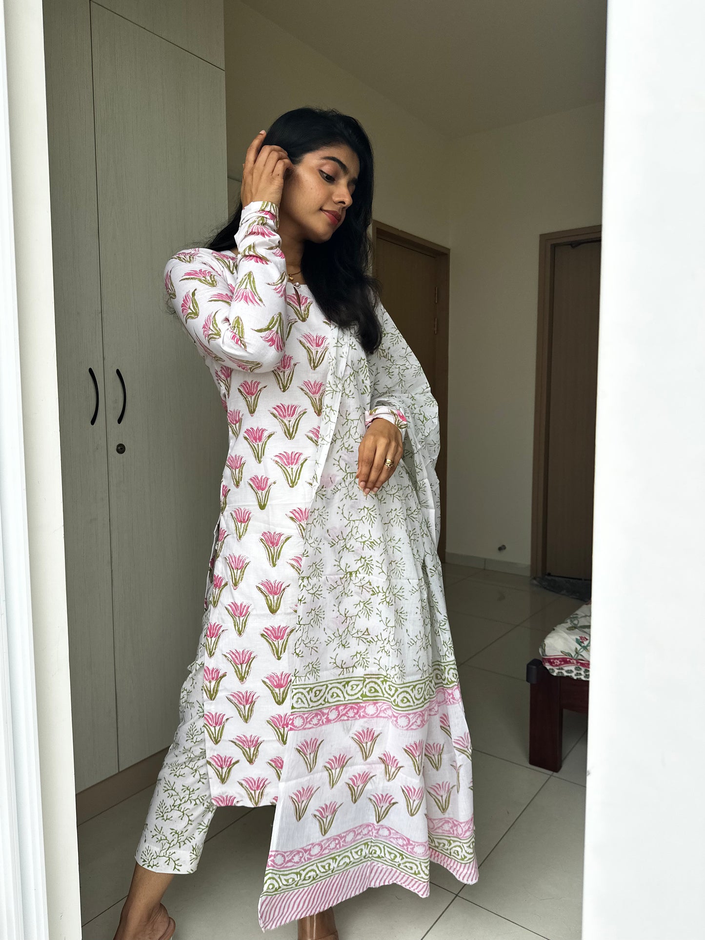 Sunaira Block Printed Cotton Suit Sset