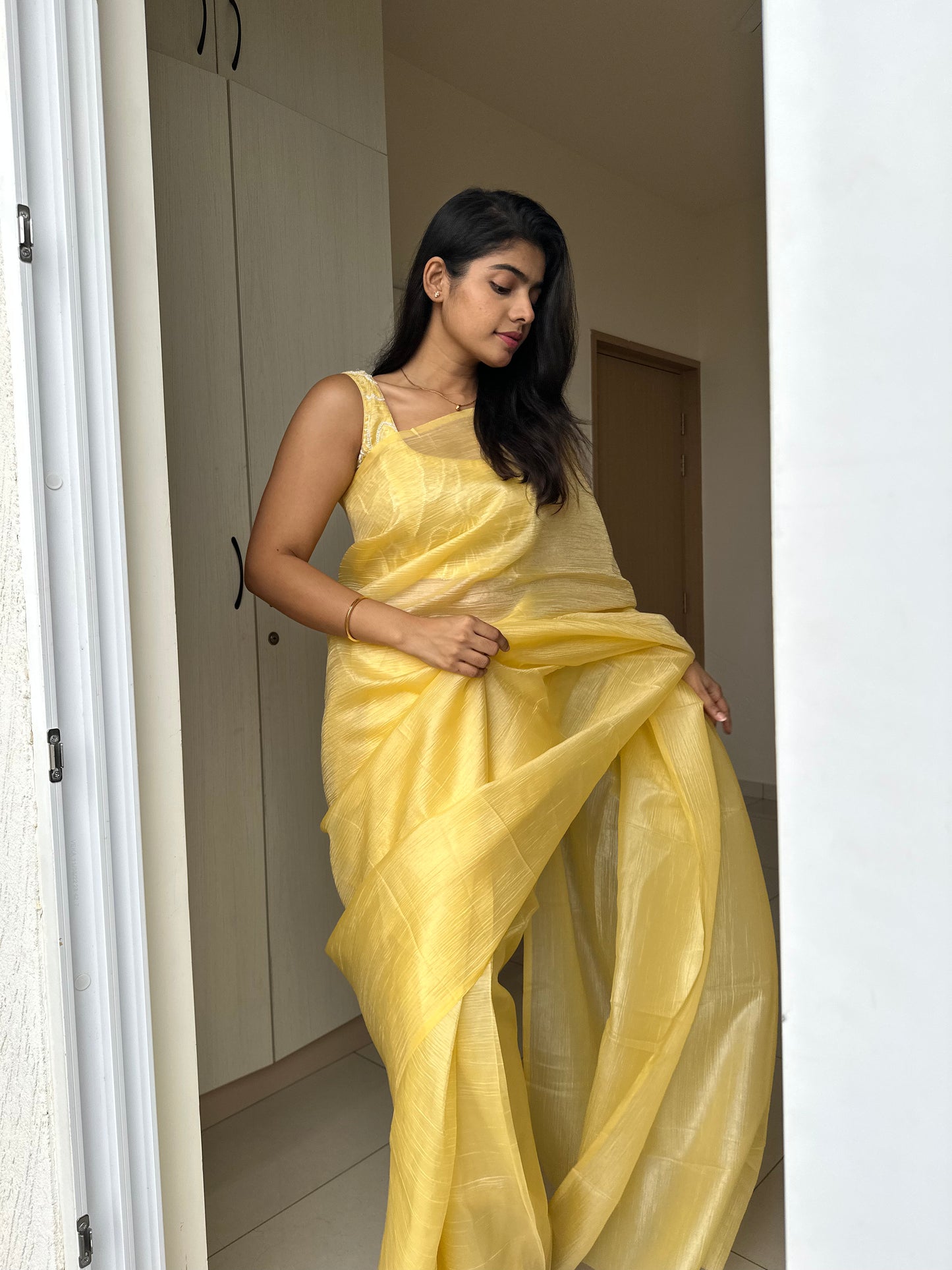 Dahliya Chiffon Handwork Saree