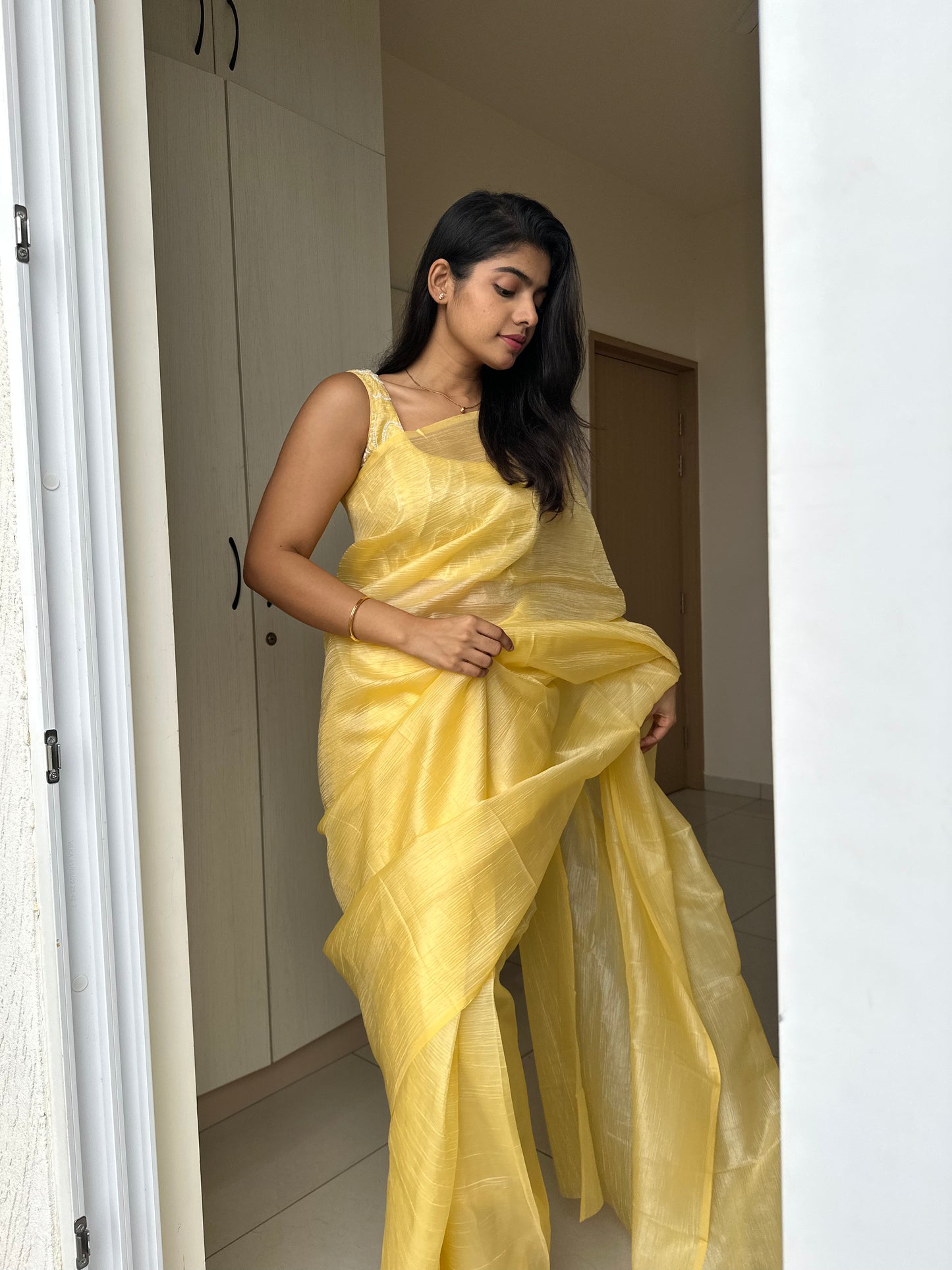 Dahliya Chiffon Handwork Saree