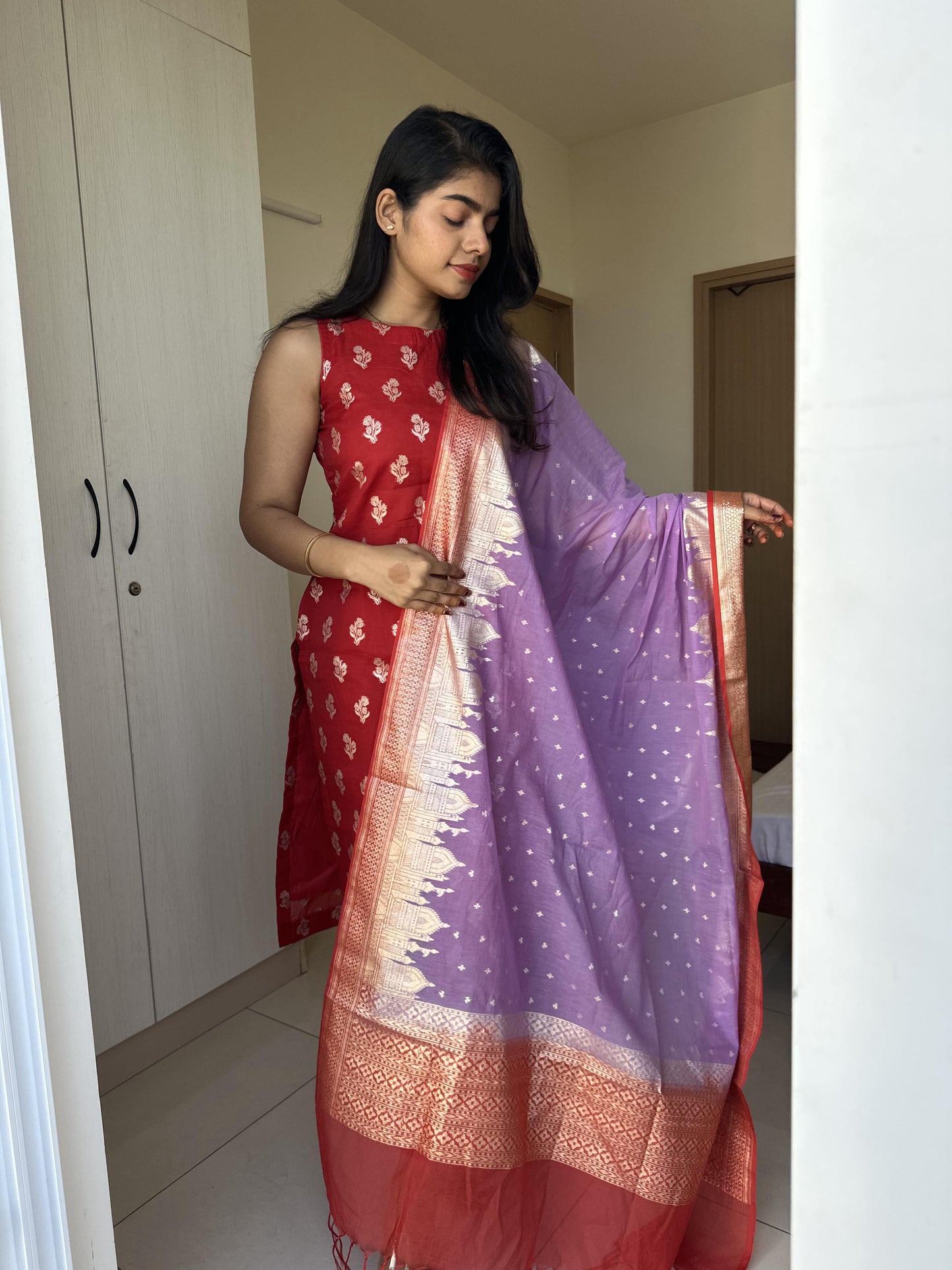 EOSS स्पार्कलिंग लव सिले सूट