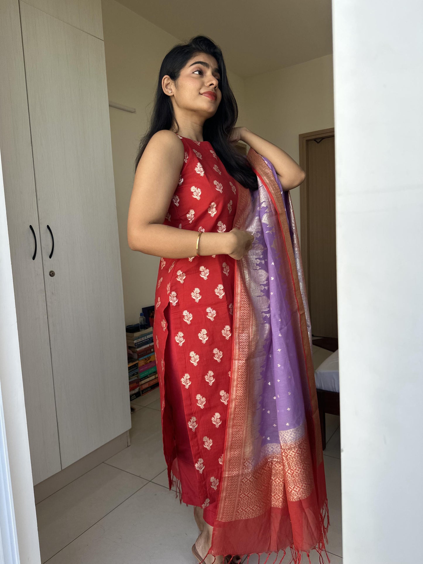 EOSS स्पार्कलिंग लव सिले सूट