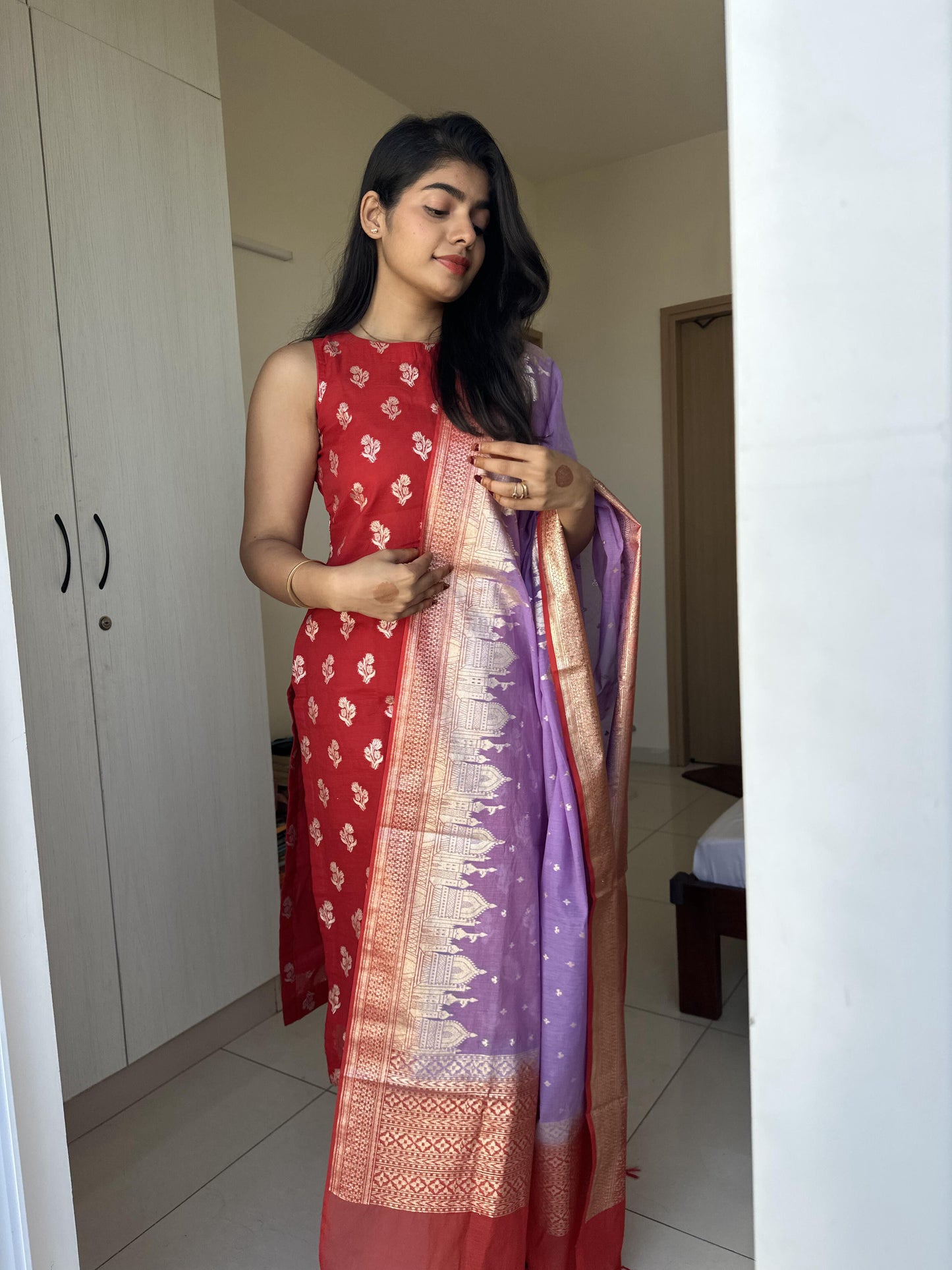 EOSS स्पार्कलिंग लव सिले सूट