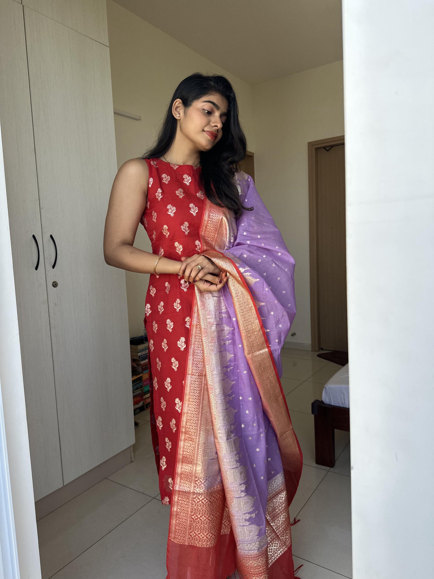 EOSS स्पार्कलिंग लव सिले सूट