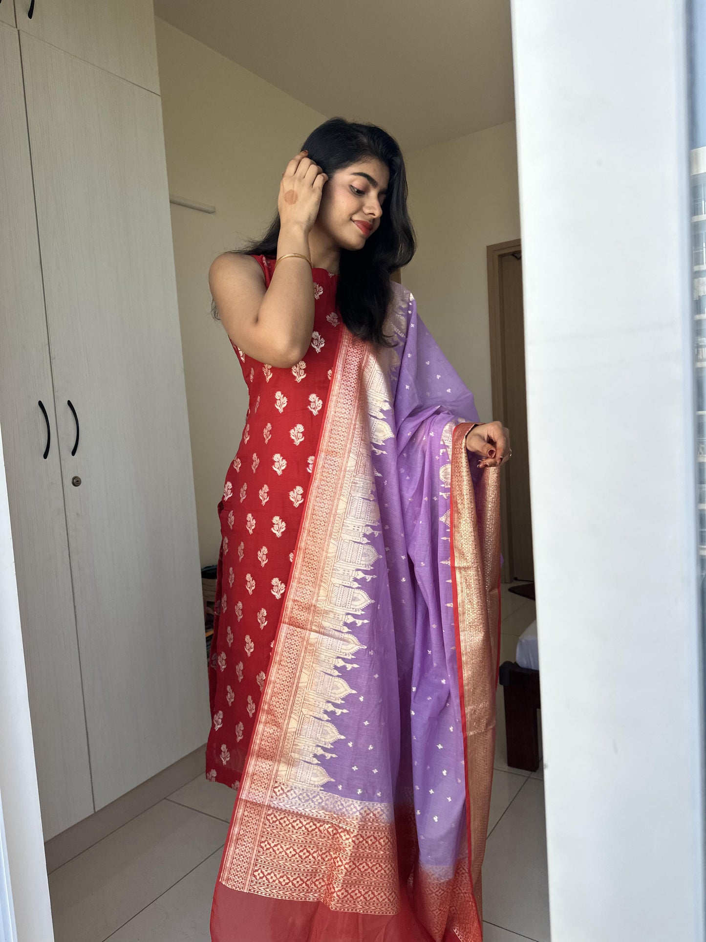 EOSS स्पार्कलिंग लव सिले सूट